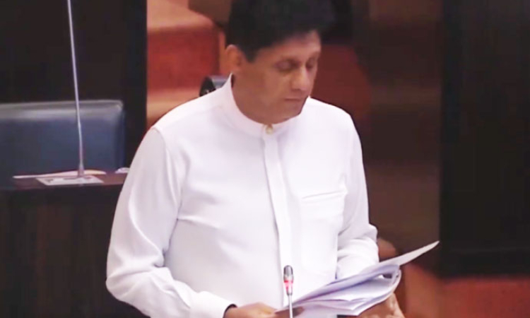 බාල ගල් අඟුරු ගැන විපක්ෂ නායකවරයාගෙන් ආණ්ඩුවට තවත් ප්‍රශ්න වැලක්